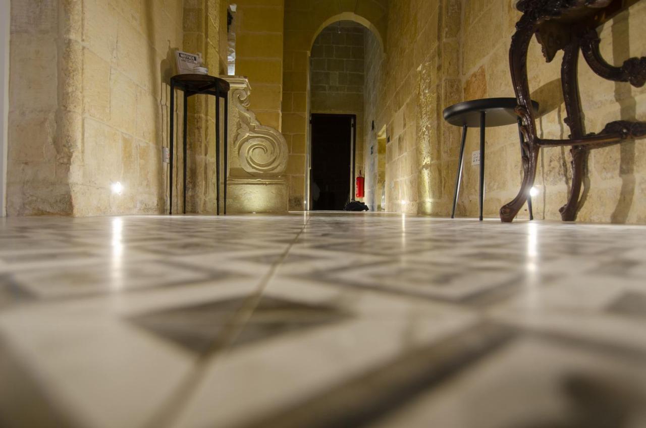 Senglea Suites Exterior photo